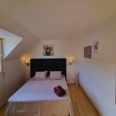 Appartement Cosy Centre Brie Comte Robert Exterior foto